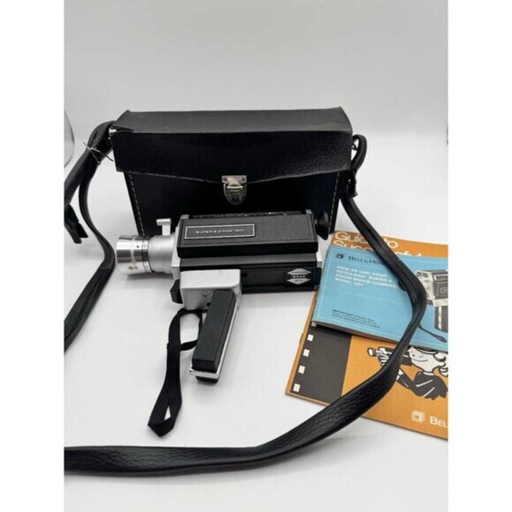 Vintage Bell & Howell Camera Super 8 Zoom 1201 For Parts With Case